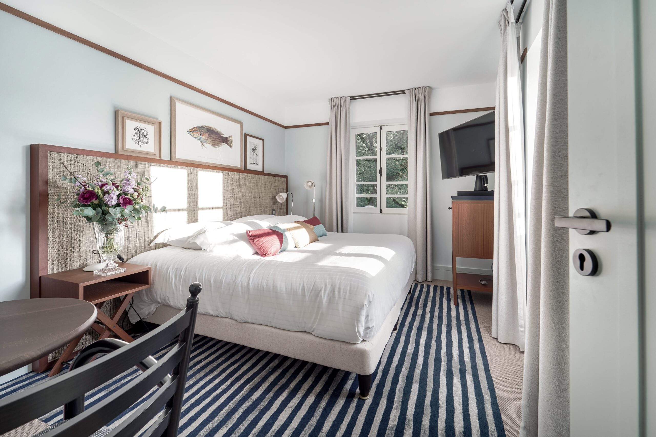 classique | Chambre classique Villa Arthus Bertrand 15 scaled Chambre-classique-Villa-Arthus-Bertrand-15