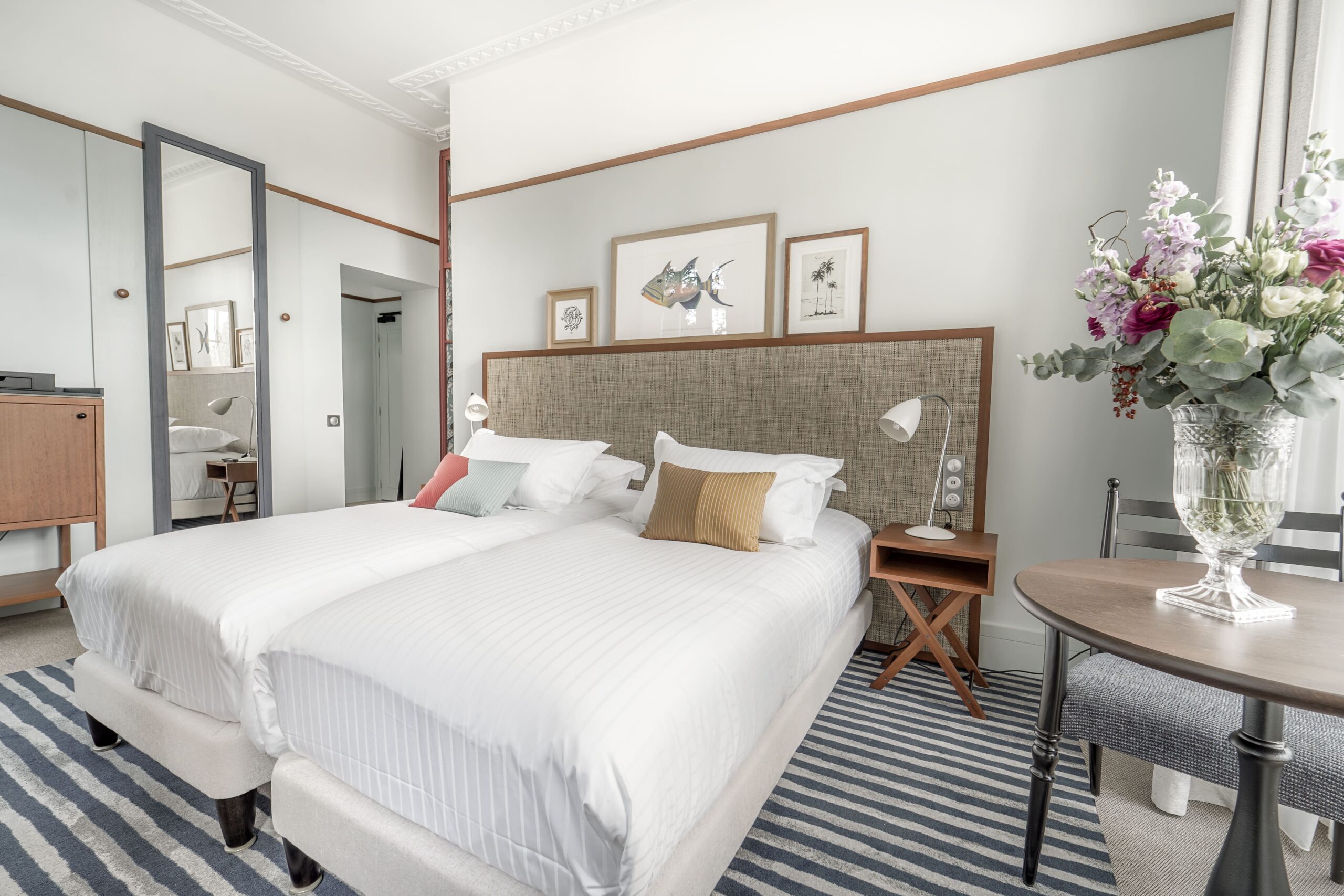 familiale | Chambre familiale Villa Arthus Bertrand scaled Chambre-familiale-Villa-Arthus-Bertrand